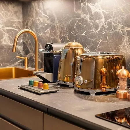 Apartment Champs Elysees